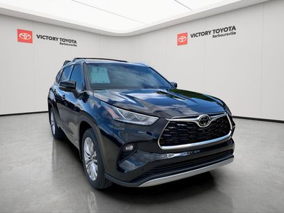 New 2025 Toyota Highlander Platinum