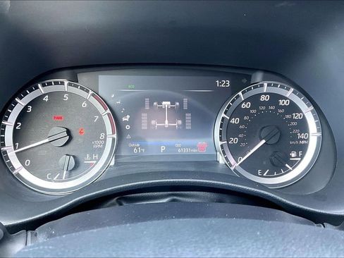 Used 2024 Toyota Highlander LE image 13