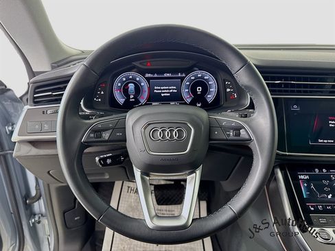 Used 2023 Audi Q8 Premium Plus w/ Premium Plus Package image 12