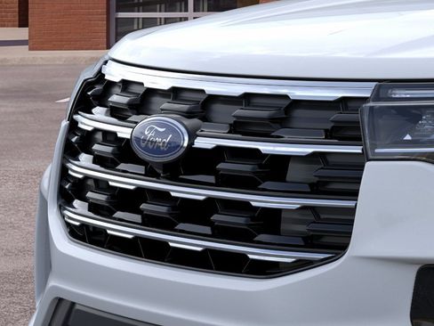 New 2026 Ford Explorer Active w/ Active Comfort Package AWD/4WD image 17
