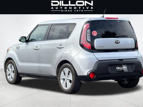 Used 2016 Kia Soul FWD image 6