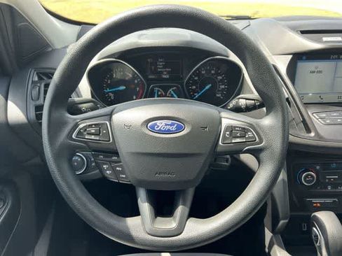 Used 2018 Ford Escape SE w/ SE Sync 3 Package FWD image 17