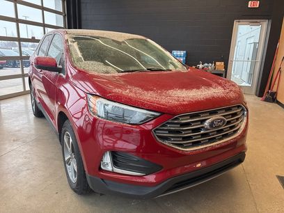 Used 2022 Ford Edge SEL w/ Convenience Package
