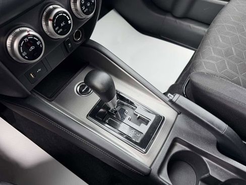 Used 2020 Mitsubishi Outlander Sport ES image 24