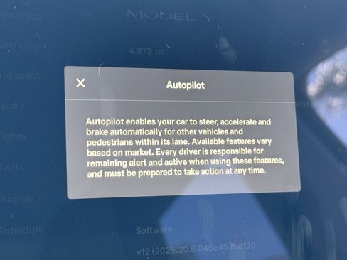 Used 2024 Tesla Model Y Long Range image 24