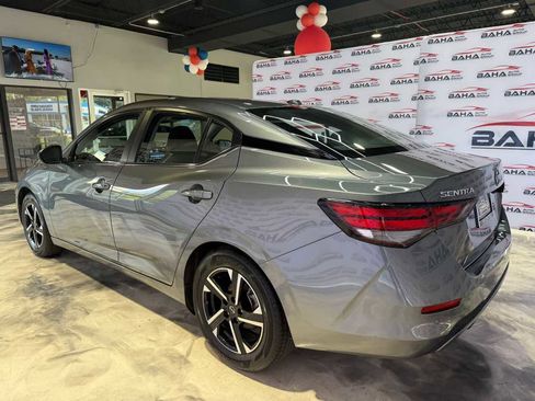 Used 2025 Nissan Sentra SV image 9