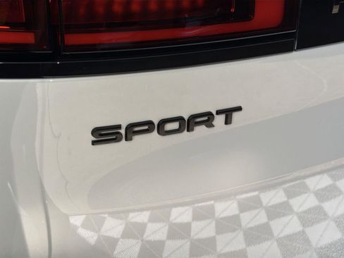 New 2026 Land Rover Range Rover Sport Dynamic SE image 28