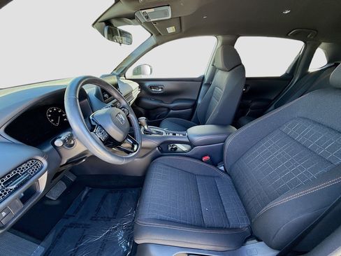 Certified 2024 Honda HR-V Sport image 18