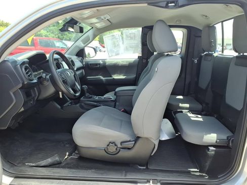 Used 2018 Toyota Tacoma SR w/ SR Convenience Package AWD/4WD image 23