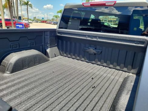 New 2026 Chevrolet Silverado 1500 RST w/ Redline Edition AWD/4WD image 4
