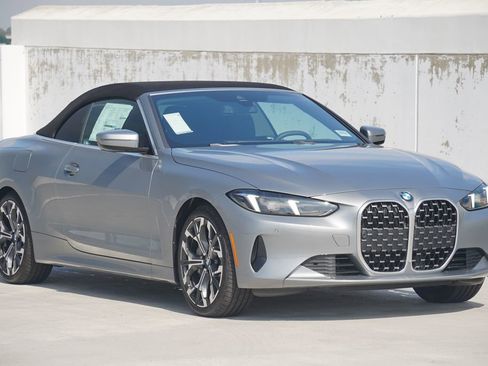 Used 2025 BMW 430i Convertible w/ Convenience Package RWD image 4