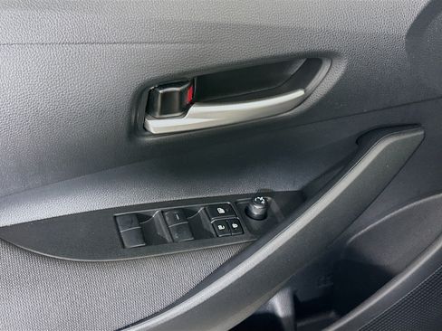 Used 2026 Toyota Corolla SE w/ SE Package FWD image 15