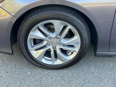 Used 2019 Honda Accord LX image 24