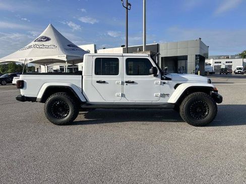 Used 2021 Jeep Gladiator Overland w/ Popular Equipment Package AWD/4WD image 3