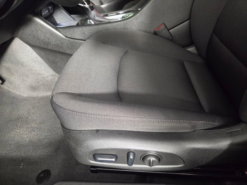 Used 2024 Chevrolet Malibu RS FWD image 10