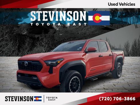 Certified 2024 Toyota Tacoma TRD Off-Road image 1