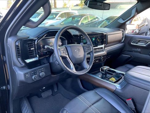 Used 2024 Chevrolet Silverado 1500 High Country w/ Midnight Edition image 16