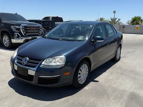 Used 2009 Volkswagen Jetta S FWD image 1