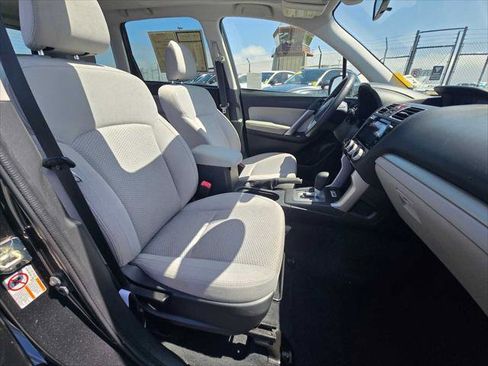 Used 2018 Subaru Forester 2.5i Premium AWD/4WD image 10