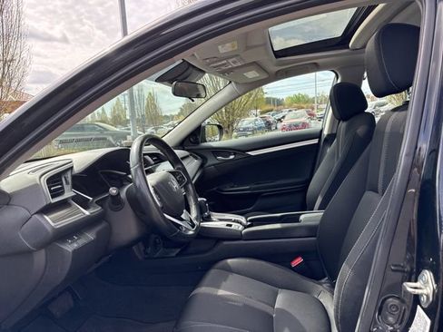 Used 2020 Honda Civic EX image 9