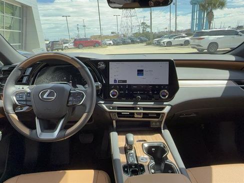 Used 2025 Lexus RX 350 Premium w/ Convenience Package image 12