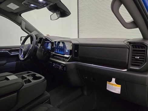 New 2025 Chevrolet Silverado 1500 RST w/ Z71 Off-Road Package image 43