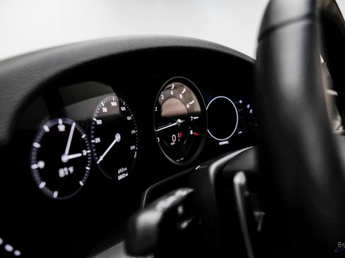 Used 2024 Porsche 911 Carrera S w/ Premium Package image 29