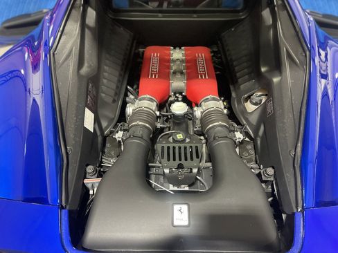 Used 2015 Ferrari 458 Italia Coupe image 37