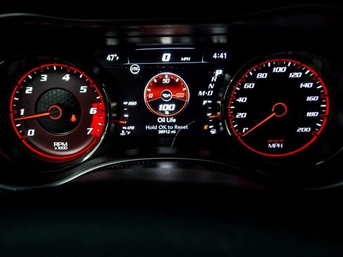 Used 2019 Dodge Charger SRT Hellcat w/ Navigation & Travel Group image 32