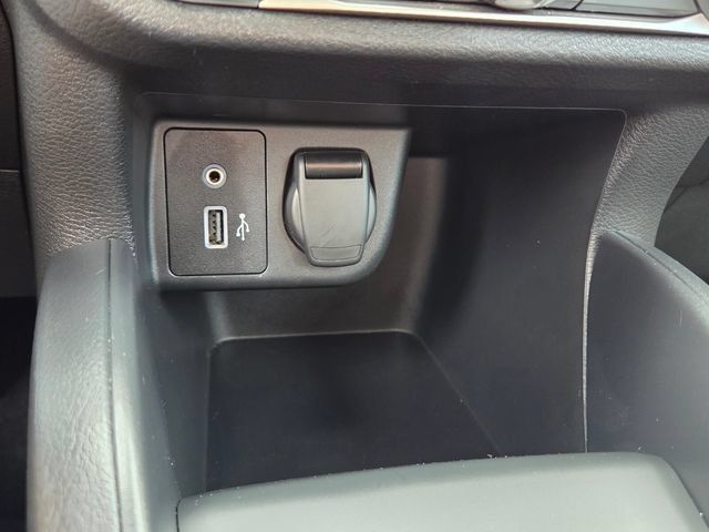 Used 2025 Nissan Versa S w/ Trunk Package FWD image 27
