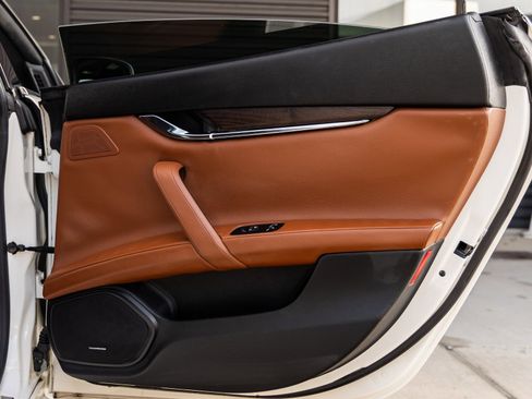 Used 2018 Maserati Quattroporte S Q4 image 38