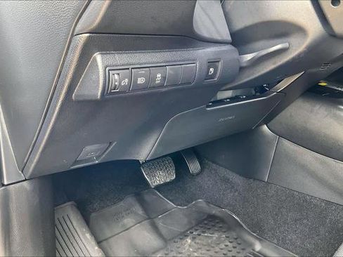 Certified 2025 Toyota Corolla SE w/ SE Premium Package image 35