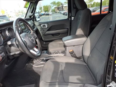 Certified 2021 Jeep Wrangler Unlimited Sahara w/ Cold Weather Group AWD/4WD image 8