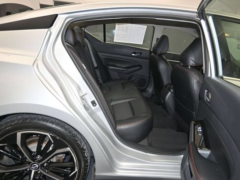 Certified 2024 Nissan Altima 2.5 SR FWD image 25