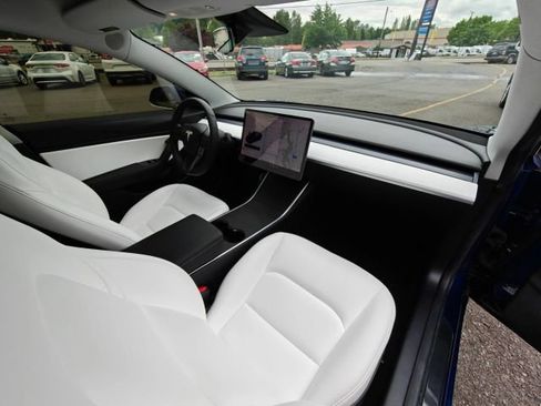 Used 2019 Tesla Model 3 Performance AWD/4WD image 24