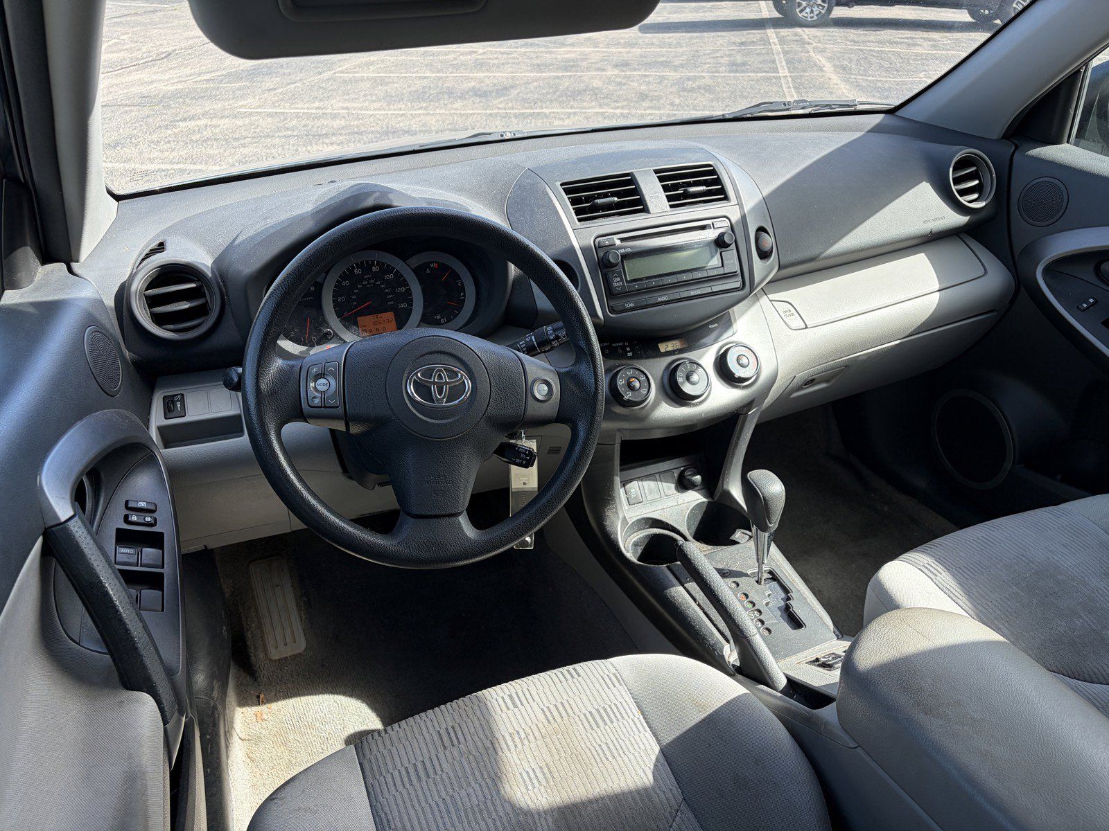 Used 2012 Toyota RAV4 4WD w/ Value Pkg image 10