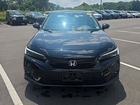 Used 2024 Honda Civic Touring image 2
