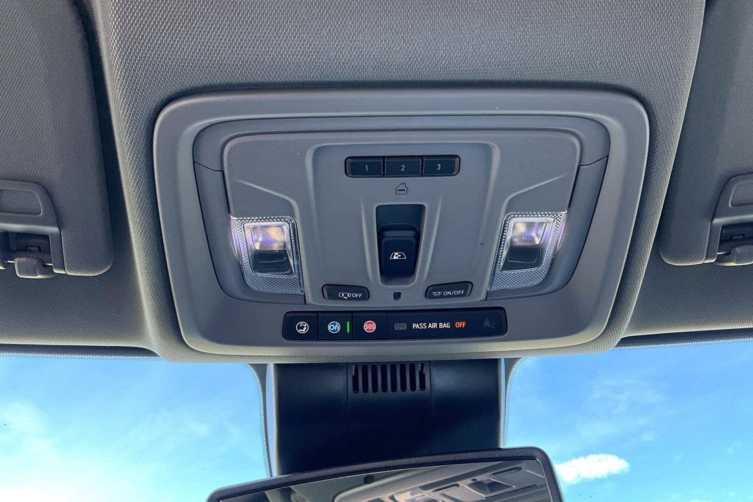 Used 2025 Chevrolet Silverado 3500 LT w/ Leather Package AWD/4WD image 39