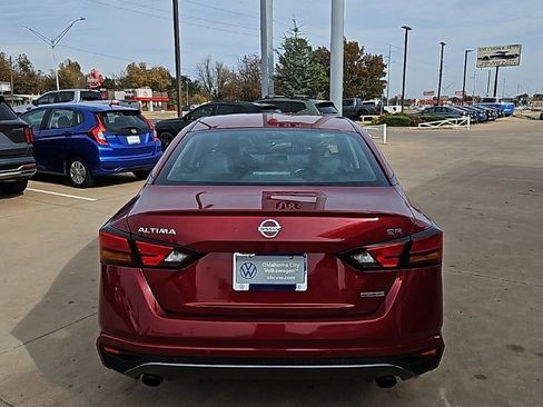 Used 2021 Nissan Altima 2.0 SR image 6