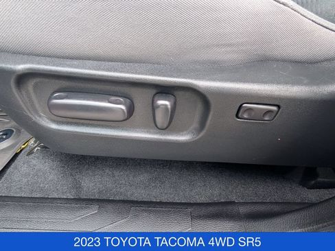 Used 2023 Toyota Tacoma SR5 AWD/4WD image 14