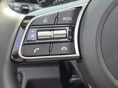 Used 2021 Kia Seltos EX image 14