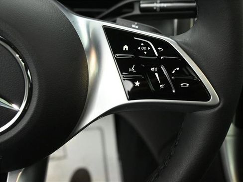 Certified 2025 Mercedes-Benz GLC 300 GLC 300 image 13