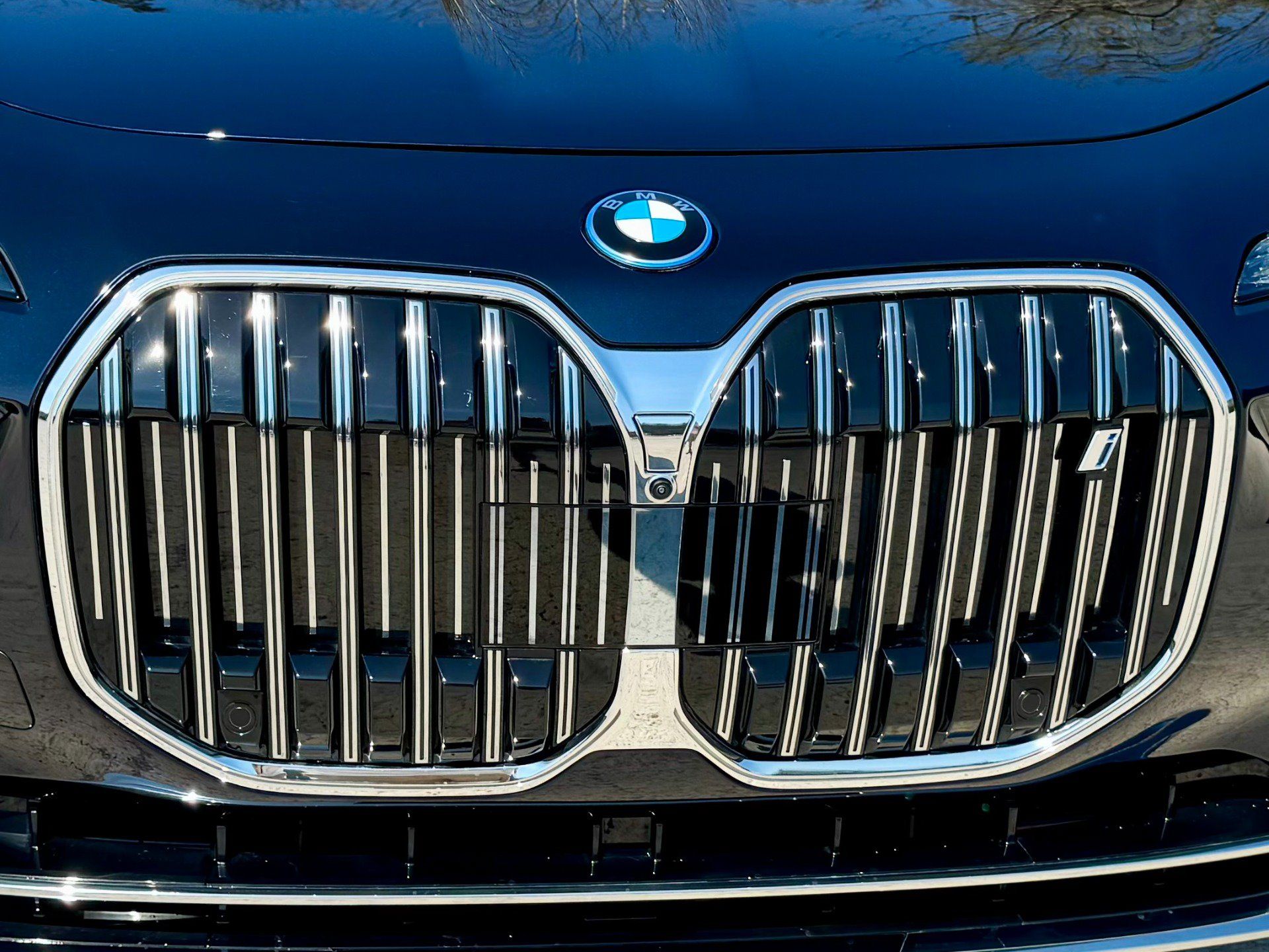 Used 2025 BMW i7 eDrive50 w/ Executive Package RWD image 78