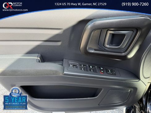 Used 2014 Honda Ridgeline Sport image 10