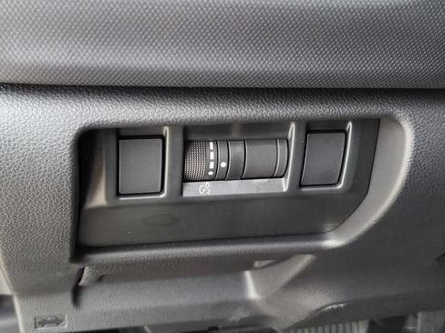 Used 2026 Subaru Forester Premium AWD/4WD image 21