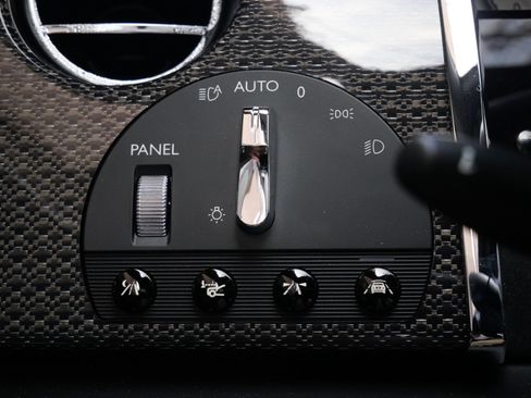 Used 2019 Rolls-Royce Ghost RWD image 42