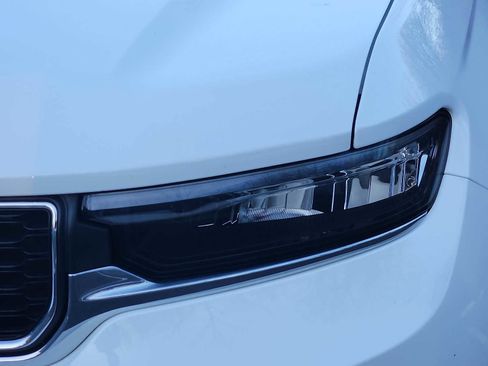 Used 2021 Jeep Grand Cherokee L Laredo w/ Luxury Tech Group I image 9