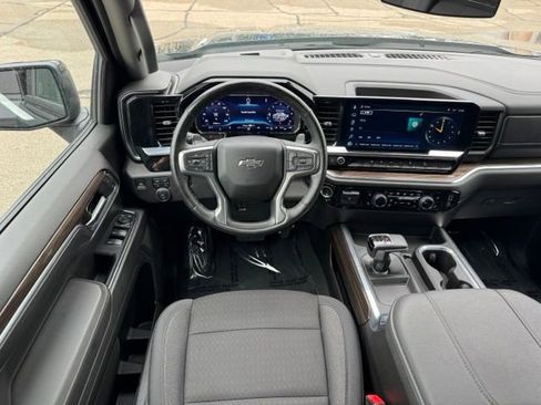Certified 2024 Chevrolet Silverado 1500 RST w/ Convenience Package II AWD/4WD image 10