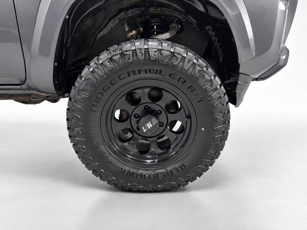 Used 2021 Toyota Tacoma TRD Sport w/ Technology Package AWD/4WD image 11