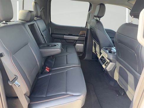 Used 2024 Ford F250 Lariat image 33